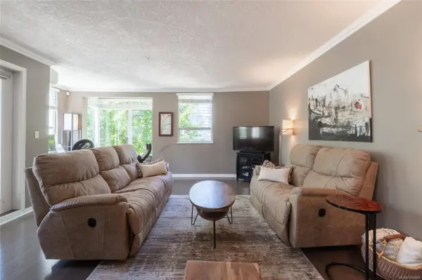 380 Waterfront Cres ##201, Victoria, BC V8T 5K3
