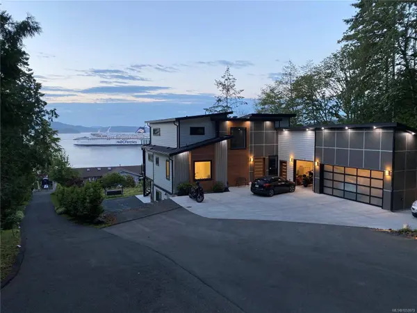 1470 Lands End Rd