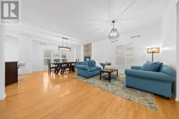 57 NEWCASTLE AVENUE, Ottawa, ON K2K3B5