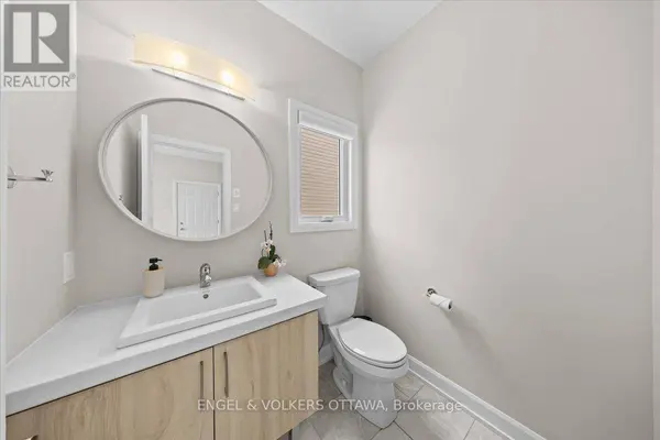 624 GENEVA CRESCENT, Russell, ON K0A1W0