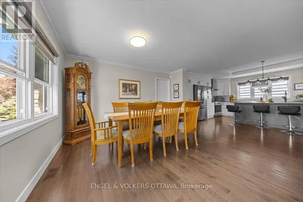 1005 GOLD CRESCENT, Ottawa, ON K2B8C4
