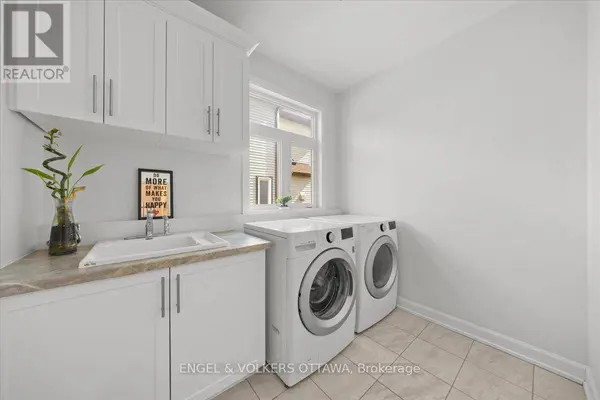 110 PIONEER ROAD, Russell, ON K4R0C9