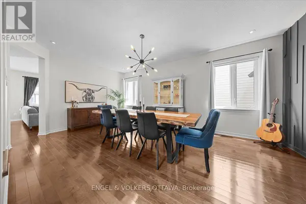 220 HARTHILL WAY, Ottawa, ON K2J0P2