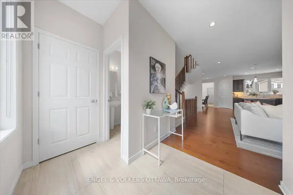 429 SWEETFLAG STREET, Ottawa, ON K2J5T7