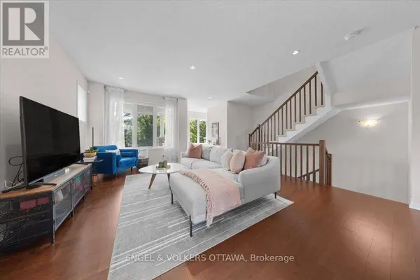 429 SWEETFLAG STREET, Ottawa, ON K2J5T7