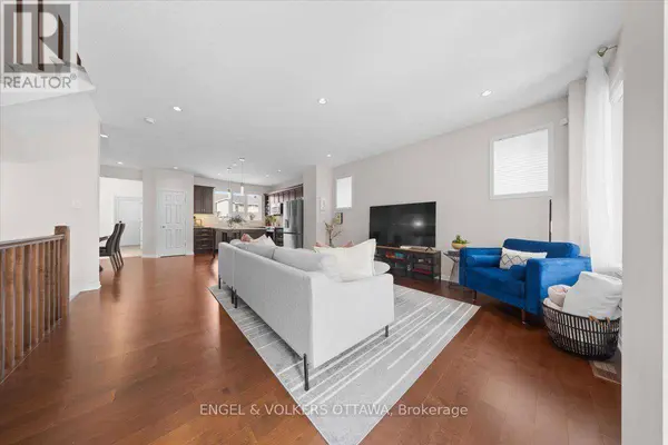 429 SWEETFLAG STREET, Ottawa, ON K2J5T7