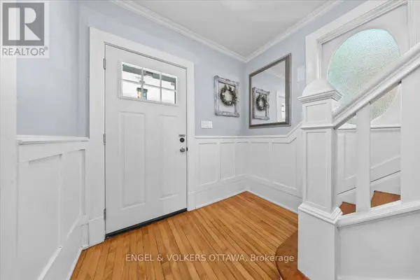 57 KING STREET W, North Dundas, ON L9H1T5