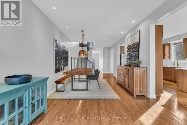 1080 NORTHGRAVES CRESCENT, Ottawa, ON K2M0C6