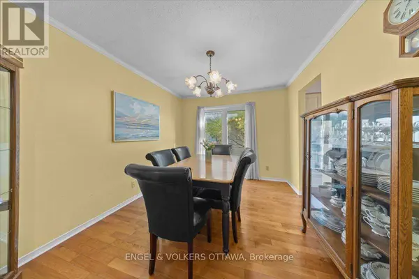 1678 DES PERDRIX CRESCENT, Ottawa, ON K1C5E1