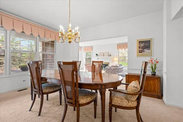 112 Princeton LN, Glenview, IL 60025