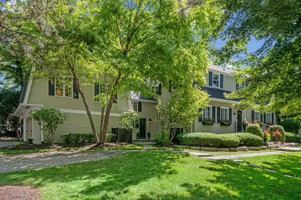 639 Lincoln AVE, Winnetka, IL 60093
