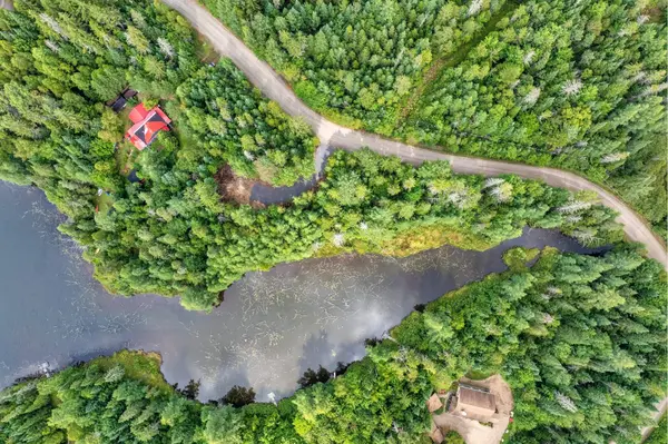 53 Ch. Irène, Lac-supérieur, QC J0T1J0