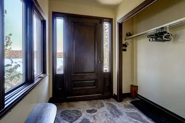 134 Ch. Dorken, Mont-tremblant, QC J8E1Y2