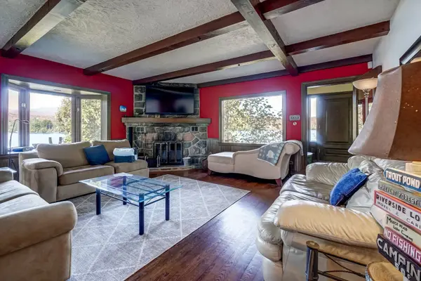 134 Ch. Dorken, Mont-tremblant, QC J8E1Y2