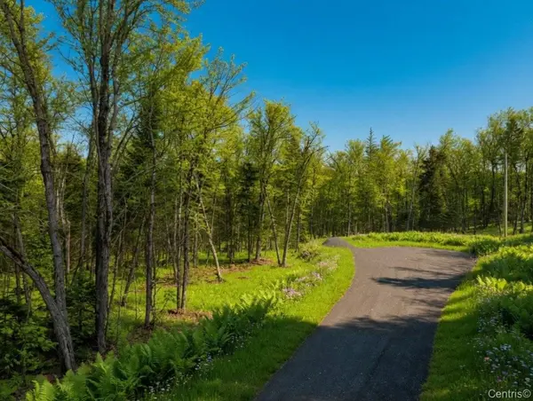 Ch. du Lièvre ##9, Val-des-lacs, QC J0T2P0