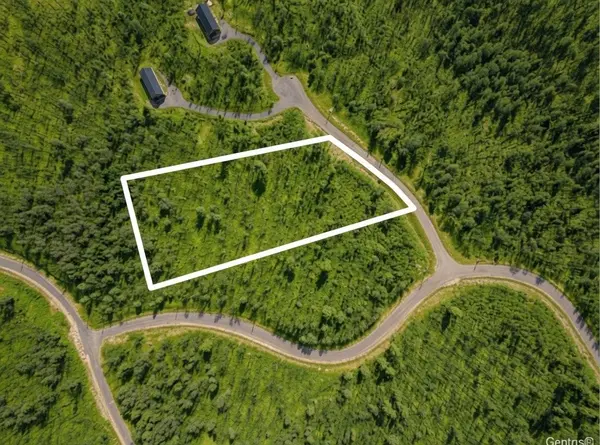 Ch. du Pinson ##25, Val-des-lacs, QC J0T2P0