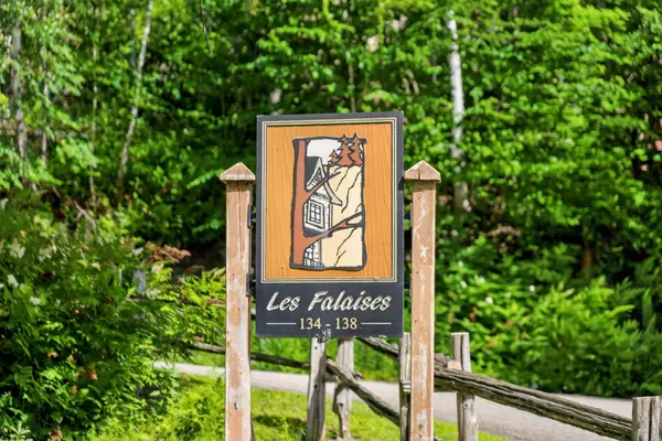 138 Ch. de la Forêt #8, Mont-tremblant, QC J8E3K8