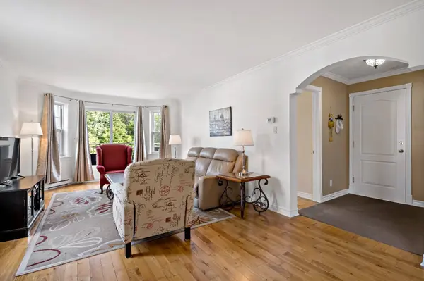 400 Allée des Cimes #6, Mont-tremblant, QC J8E0B3
