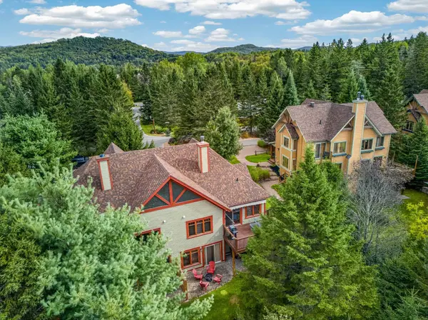 217 Allée du Sanctuaire, Mont-tremblant, QC J8E3L3