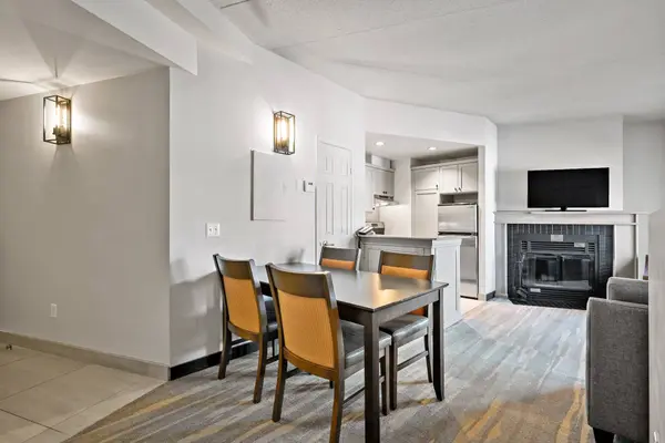 3035 Ch. de la Chapelle #212, Mont-tremblant, QC J8E3M8