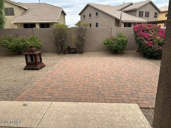 8013 W Lumbee Street, Phoenix, AZ 85043