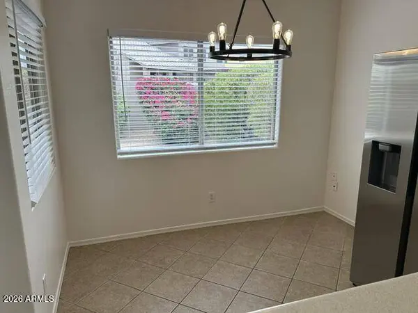 8013 W Lumbee Street, Phoenix, AZ 85043