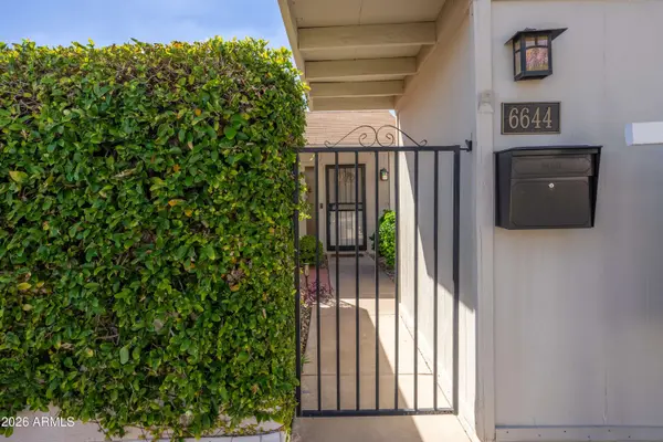 6644 N Majorca Lane E, Phoenix, AZ 85016