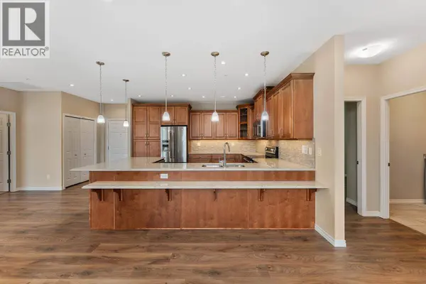 3388 SKAHA LAKE RD #1203, Penticton, BC V2A6G4