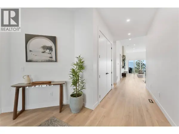 2703 HAWTHORN Drive, Penticton, BC V2A9A9