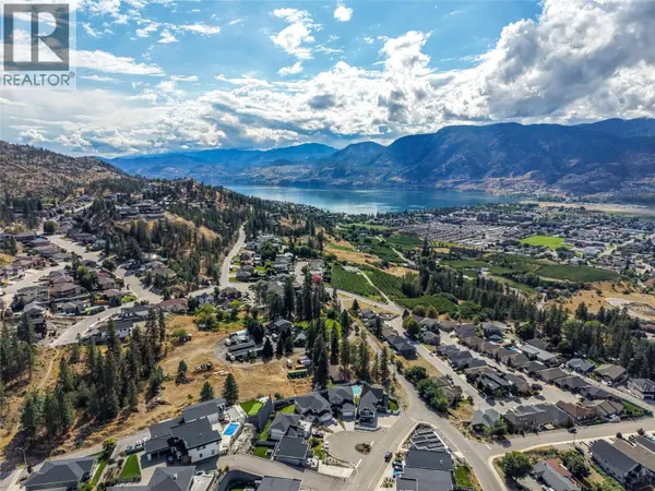 2703 HAWTHORN Drive, Penticton, BC V2A9A9