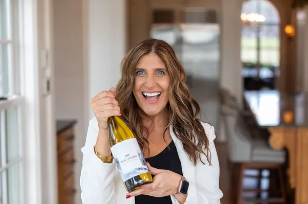 Beyond the “Just Sold” Post: What Actually Happens Behind a Successful Sale