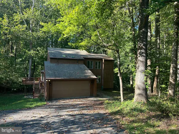 812 RICHARDSON DR, Harwood, MD 20776