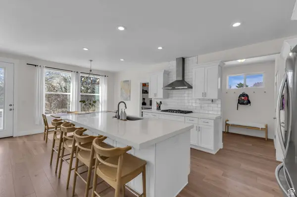 1958 E JANET KAY LN, Holladay, UT 84121