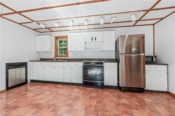11648 Ventris Rd, Garfield, AR 72732