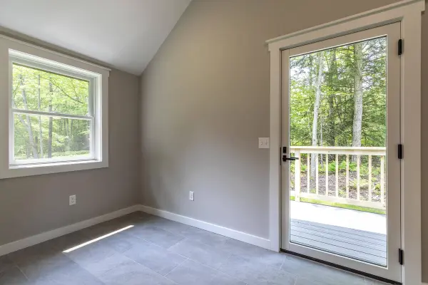 20 Armstrong LN, Cavendish, VT 05142
