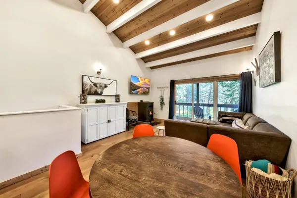 19671 Boreal Ridge Road, Soda Springs, CA 95728