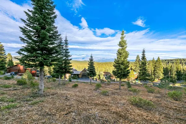 13038 Skislope Way, Truckee, CA 96161