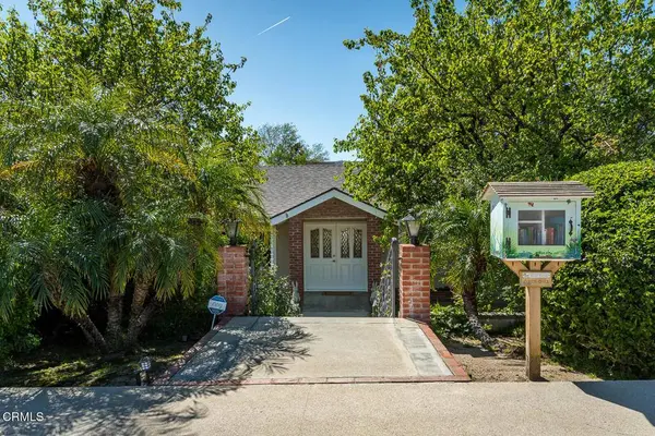 3550 Santa Carlotta ST, Glendale, CA 91214