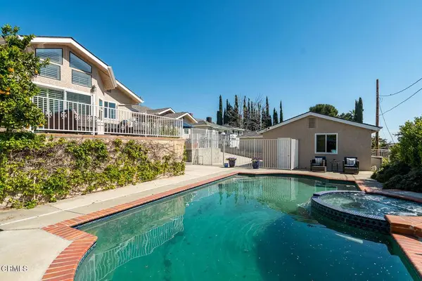 3550 Santa Carlotta ST, Glendale, CA 91214