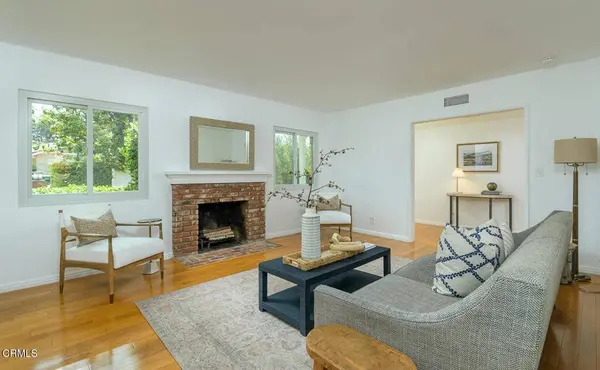 1110 Fairview DR, La Canada Flintridge, CA 91011