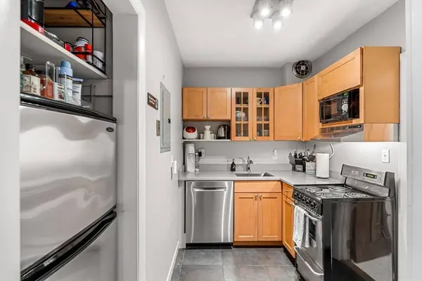 922 Beacon St #44, Boston, MA 02215