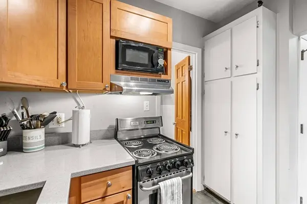 922 Beacon St #44, Boston, MA 02215