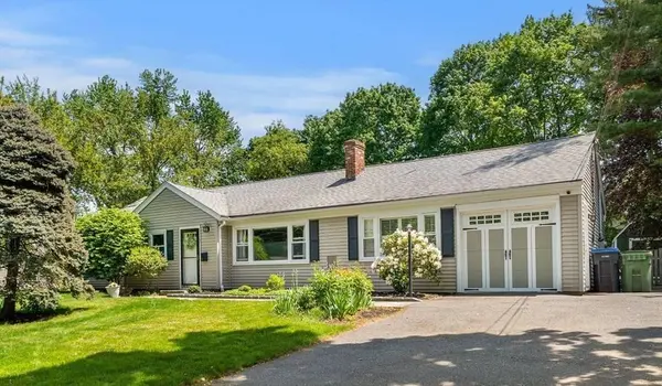 7 Leighton St, Natick, MA 01760