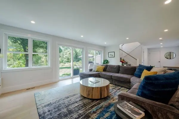 29 Water Street, Natick, MA 01760