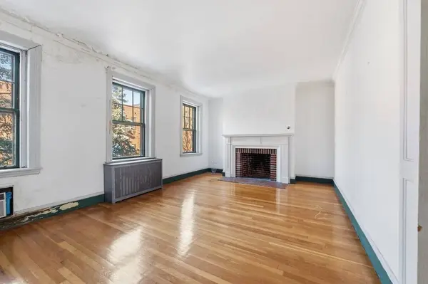 315 Tappan St #4, Brookline, MA 02446