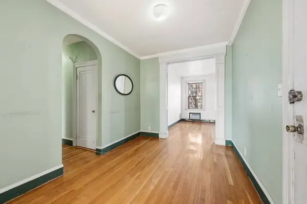 315 Tappan St #4, Brookline, MA 02446