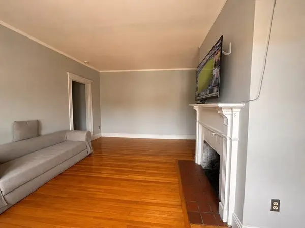 1982 Commonwealth Ave #4, Boston, MA 02135