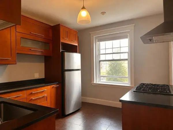 1982 Commonwealth Ave #4, Boston, MA 02135
