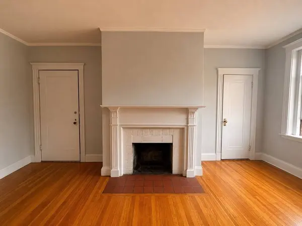 1982 Commonwealth Ave #4, Boston, MA 02135