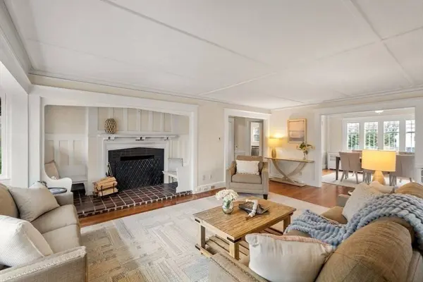 12 Leighton #2, Wellesley, MA 02482